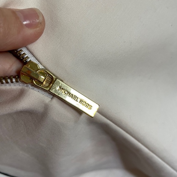 Michael Kors Collection Sheath Dress with Black Trim - Size 8P - Picture 11 of 12